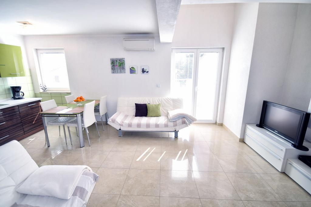 Apartments Link Rovinj Oda fotoğraf